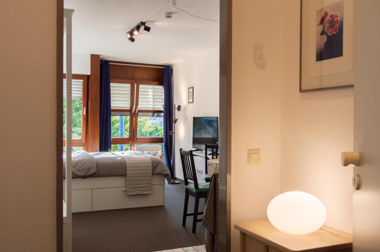 Zentrale Ruhige Wohnung Mit Parkplatz Paderborn Exterior photo